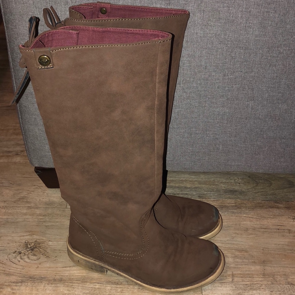 Roxy brown leather boots
